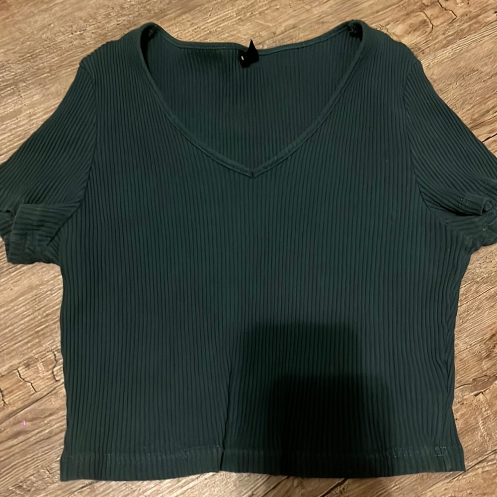 V-Neck Crop Top
